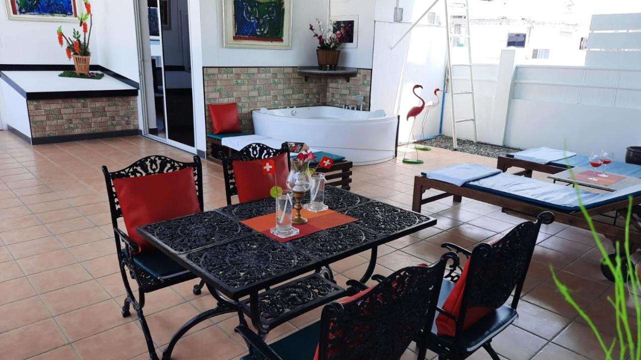 Swiss Food Restaurant And Room For Rent Pattaya Buitenkant foto