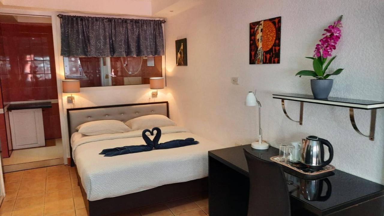 Swiss Food Restaurant And Room For Rent Pattaya Buitenkant foto