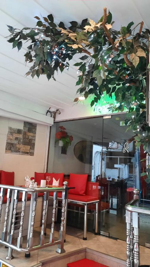 Swiss Food Restaurant And Room For Rent Pattaya Buitenkant foto