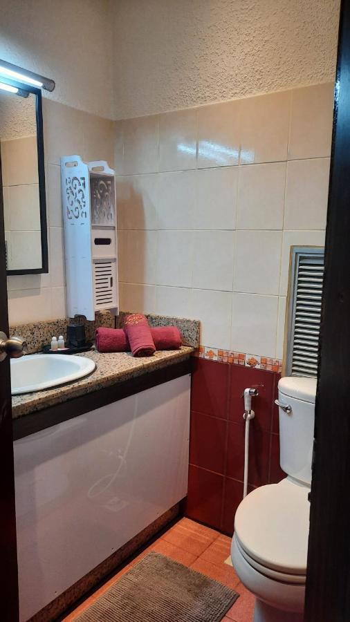 Swiss Food Restaurant And Room For Rent Pattaya Buitenkant foto